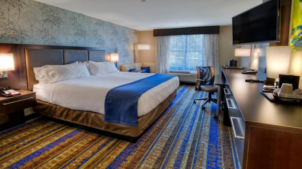 Holiday Inn & Suites Tupelo North By Ihg Экстерьер фото